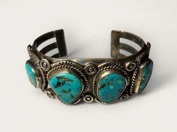 Vintage Navajo Sterling Cuff Bracelet–4 Natural Turquoise Stones – Handcrafted - Image 4