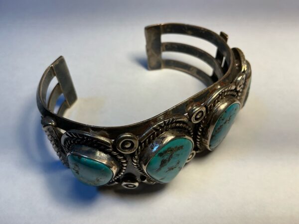 Vintage Navajo Sterling Cuff Bracelet–4 Natural Turquoise Stones – Handcrafted - Image 5